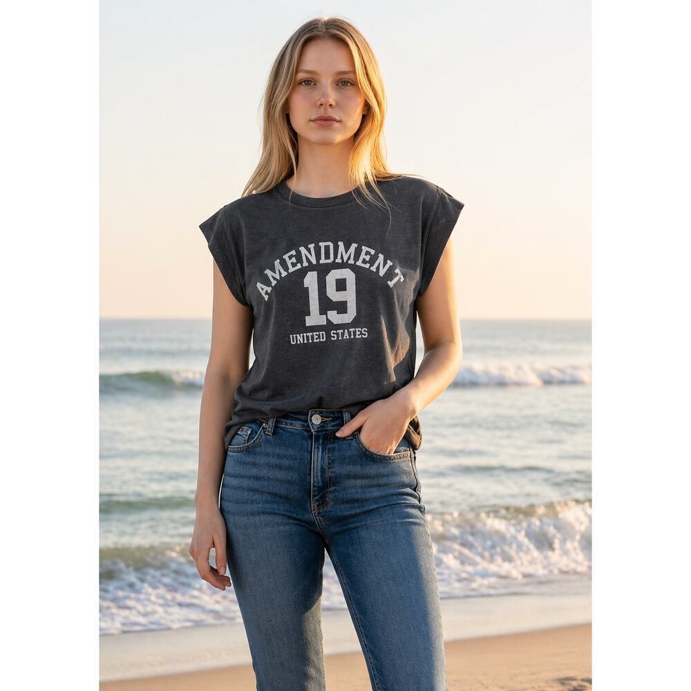 Self Contrast Amendment 19 Graphic Tee Small USA Cotton Boxy Crop NWOT